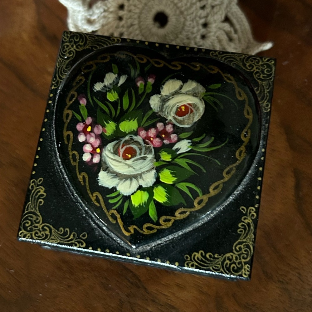 Vintage Black Lacquer Russian Hand-Painted Trinket Box